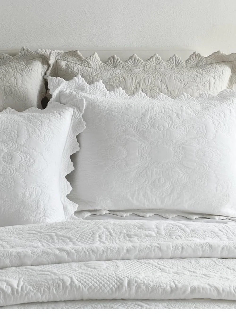 Camandy crisp white